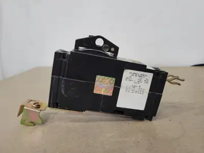 USED SQUARE D FA14030A