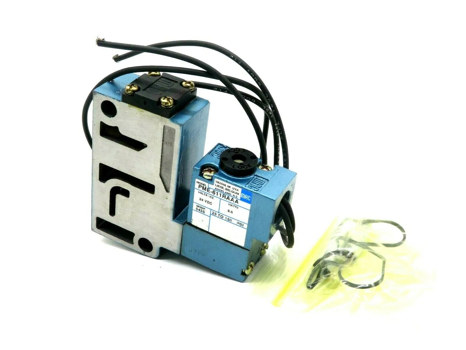 NEW MAC VALVES PME-611RAAA SOLENOID PILOT VALVE PME611RAAA