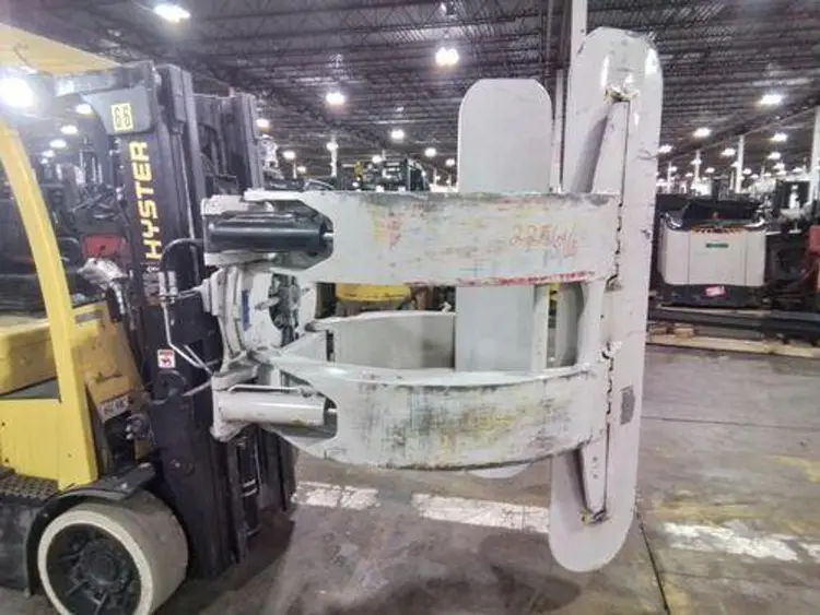 Used CASCADE 33H-RTP-X005-211 Forklift Attachments Pennsylvania US | Global Equipment International, LLC #1361774