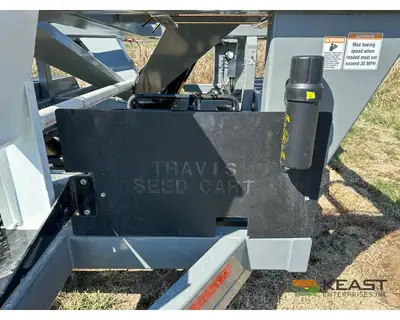 Used TRAVIS _UNKNOWN_ Seed Tenders Iowa US | Keast Enterprises #1360482