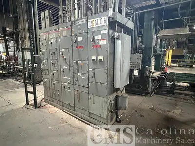USED GLOBE PLAYWOOD LAYUP LINE AND GLOBE PRESS