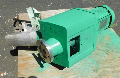 USED LIGHTNING MIXER 3.5 HP