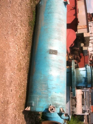 2,800L GRP Vertical Enclosed Tank