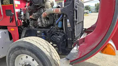 USED 2014 PETERBILT 365