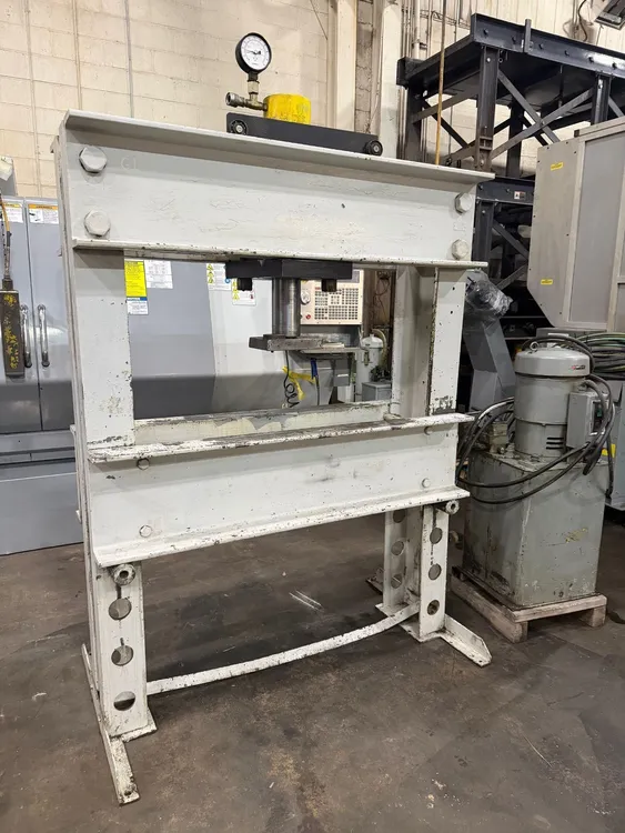 Used USS 75 Ton H-Frame Presses Michigan US | Westbrook Engineering #910188