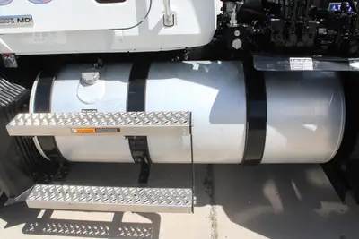 New | in-Stock 2027 MACK MD7 Rolloff Trucks Texas US | Roll Off Truck World #1491924