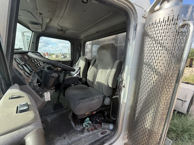 Used 2006 PETERBILT 379 TRUCK TRACTOR Conventional trucks Texas US | Miedema Asset Management Group #1312600
