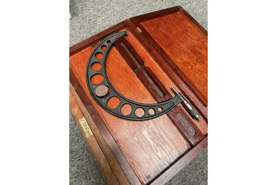 Used _UNKNOWN_ _UNKNOWN_ Micrometers California US | KD Auctions #1359402