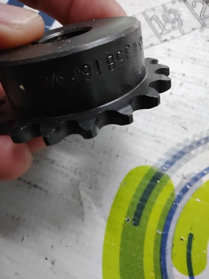 SPROCKET 35B18F 5/8 SPROCKET 16 TEETH