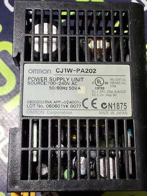 OMRON SYSMAC CJ1M CPU22 PLC WITH OMRON CJ1W-PA202 POWER SUPPLY