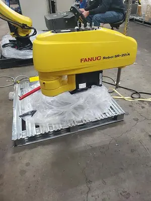 USED 2022 FANUC SR-20IA