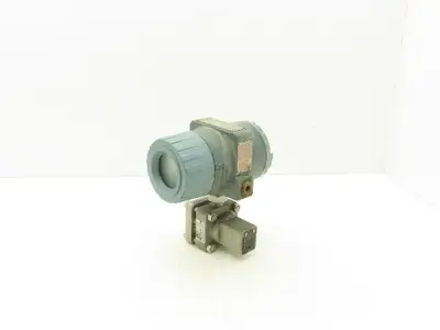 Foxboro 821GM-IS1NM1 Electronic Pressure Transmitter 12.5-65VDC 1/8" NPT 150psi