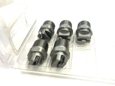 USED SPRAYING SYSTEMS VEEJET STAINLESS STEEL JET NOZZLE TIP
