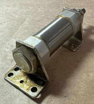 USED SMC CM2B32-25