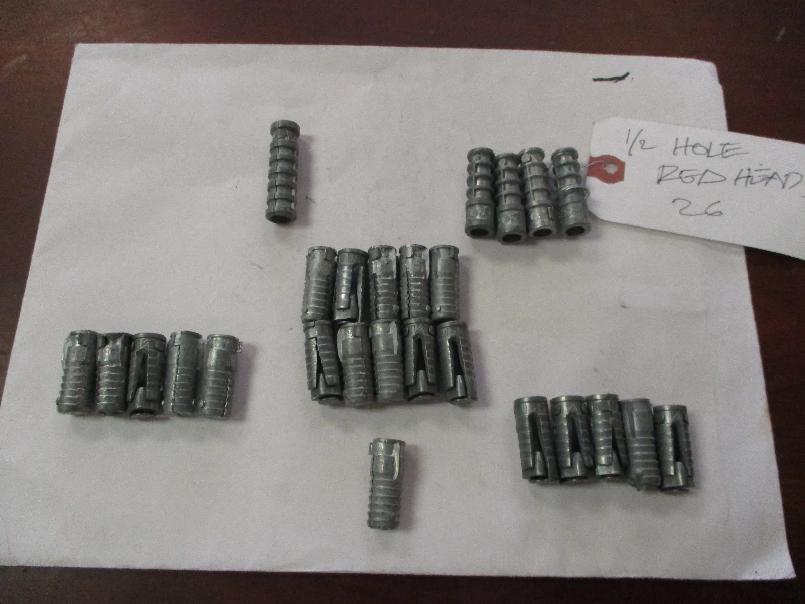 New Single Expansion Anchors, various sizes (QTY 26)