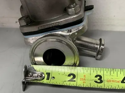 USED ITT PURE-FLO A209 STAINLESS STEEL 3-WAY DIAPHRAGM VALVE W/ 1" & 2" SANITARY FITS