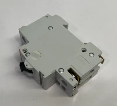 Used ABB Miniature Circuit Breaker 1-Pole DIN Rail w/ Auxiliary Contact Circuit Breakers Michigan US | Maverick Industrial Sales #1389379