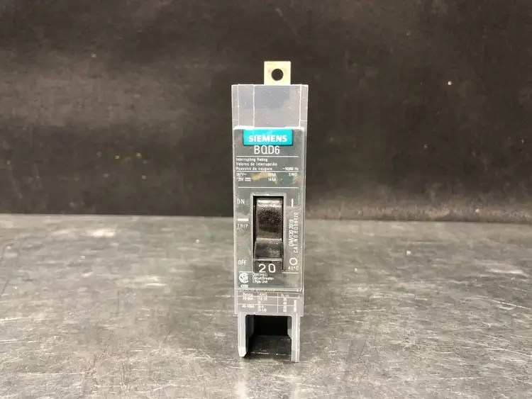 Used SIEMENS BQD6120 Switchgears British Columbia CA | Lenmark #244203