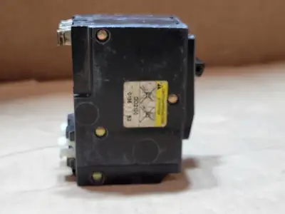 USED SQUARE D QO2100