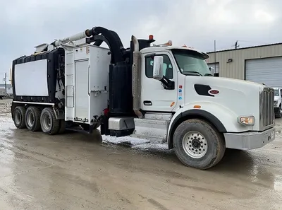 2015 SUPER PRODUCTS MUDDOG 1600 Hydro Excavator | VacSource (1)