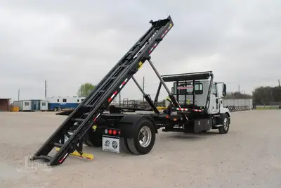 New | in-Stock 2027 MACK MD7 Rolloff Trucks Texas US | Roll Off Truck World #1491912