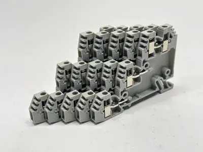 Used Allen-Bradley 1492-WTS3 Terminal Blocks Michigan US | Maverick Industrial Sales #1487191