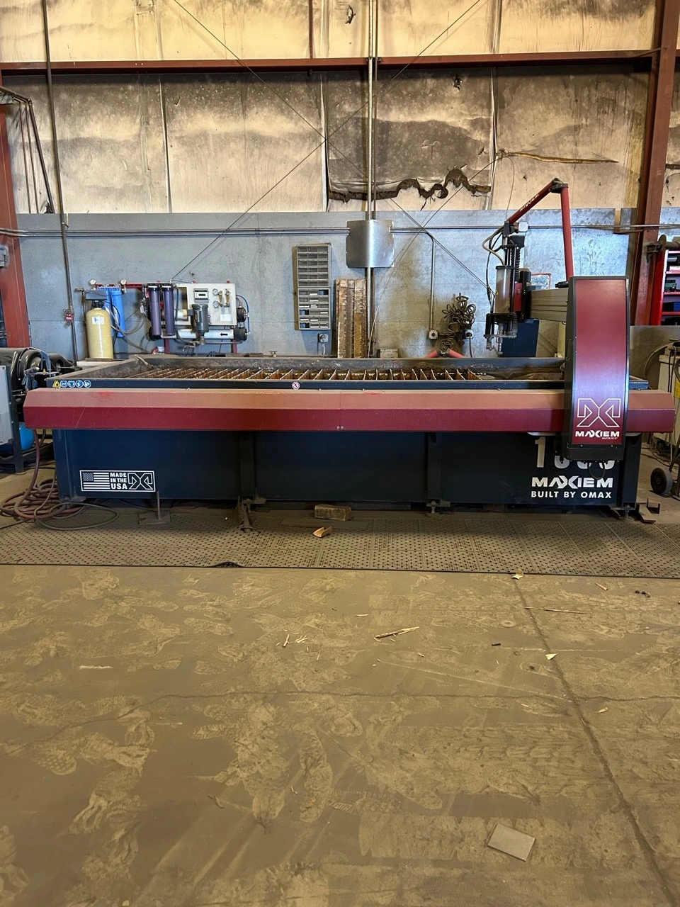 USED 2015 OMAX MAXIEM 1530