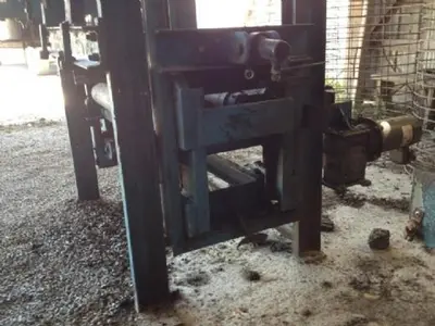 Used 1995 HOME MADE 18X18 AND 24X24" Block Making Machines Quebec CA | DIT Equip #1412414