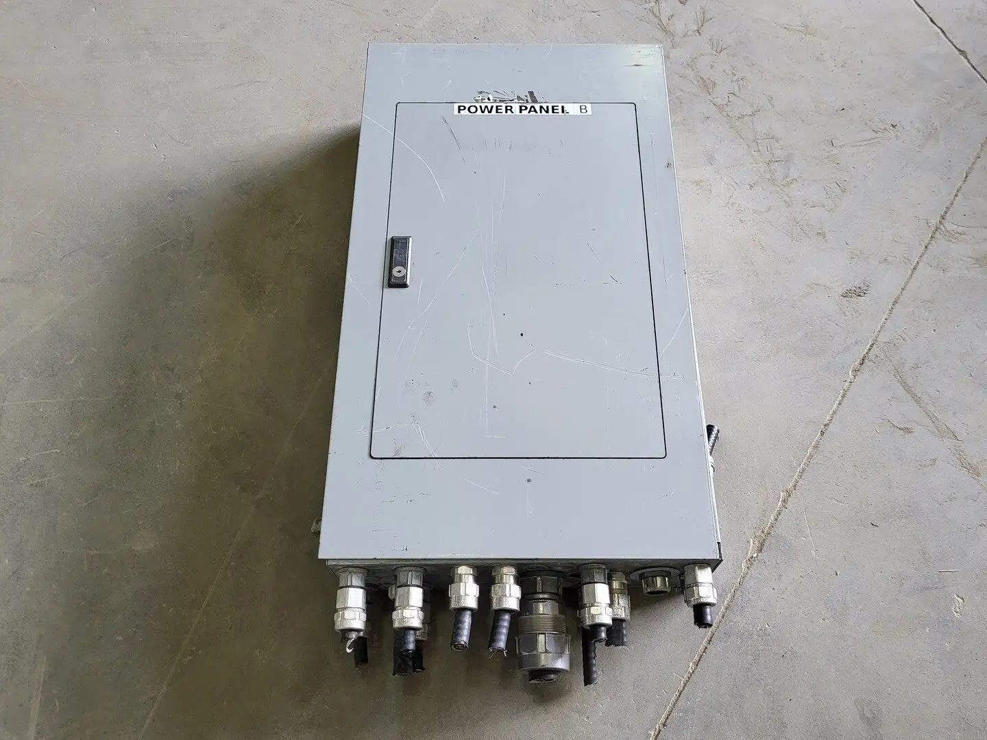 USED EATON CUTLER-HAMMER POW-R-LINE 1A