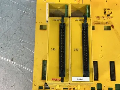 Used 2004 FANUC A03B0819C004 PLC Chassis Ohio US | HGR 24 #1345461