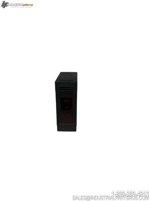 USED OMRON E3JM-10L