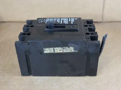 USED CUTLER-HAMMER MCP13300R