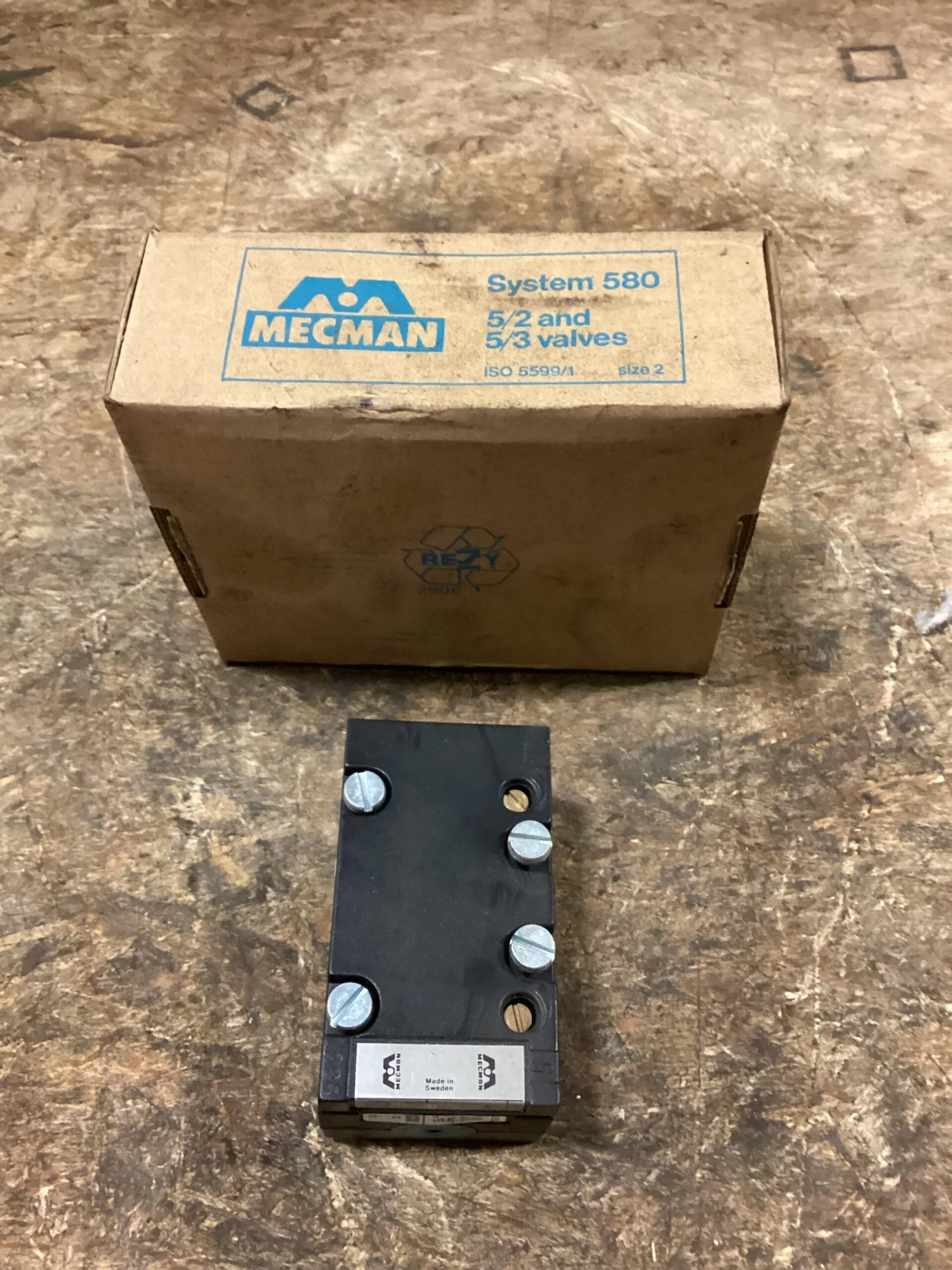 MECMAN System 580 Directional Control Valve -NIB