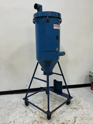 NOVATEC Hopper on Stand USED