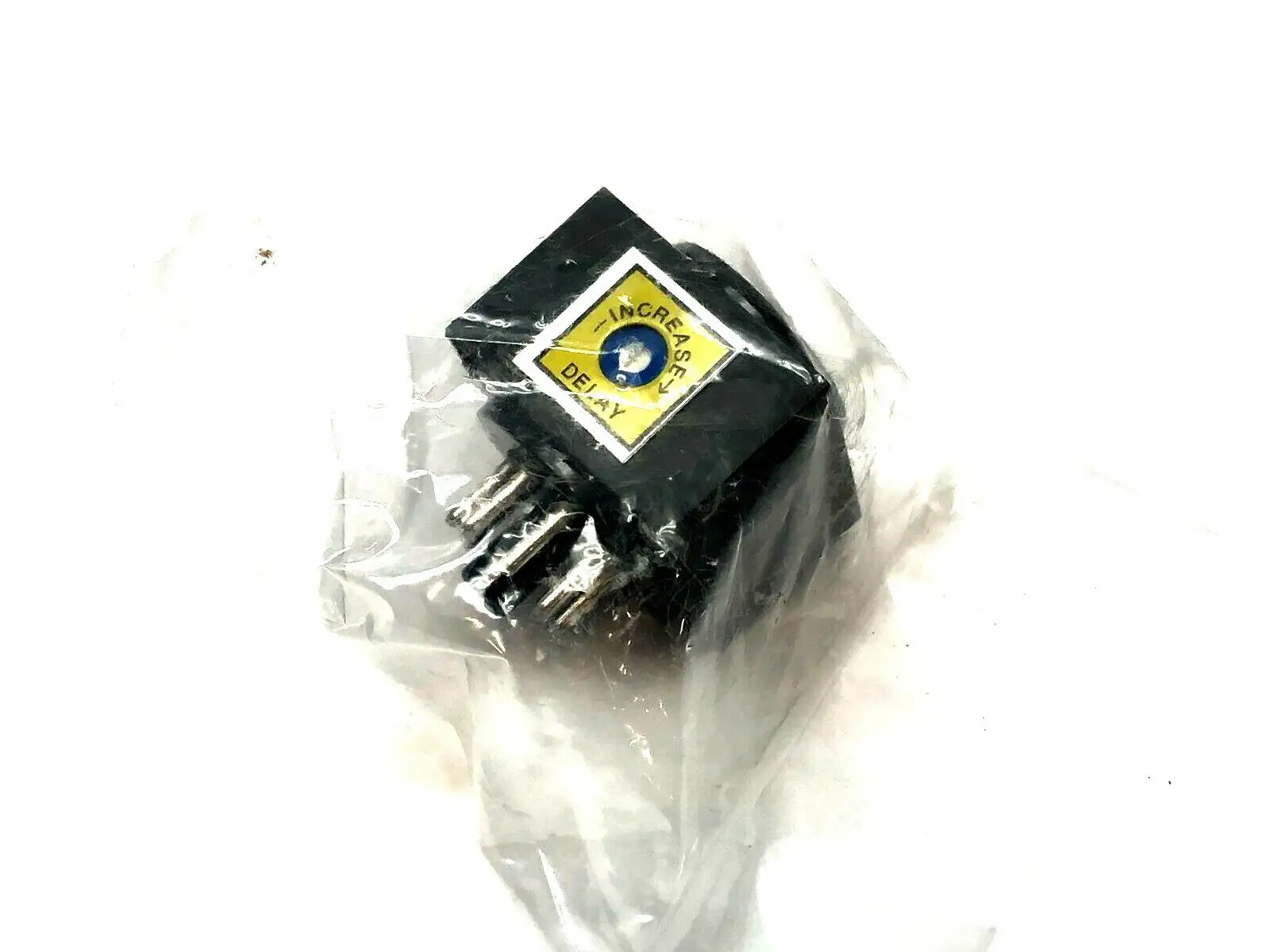 TR4-205 | ITECH  Relay Base 120VAC 8 Pin - New