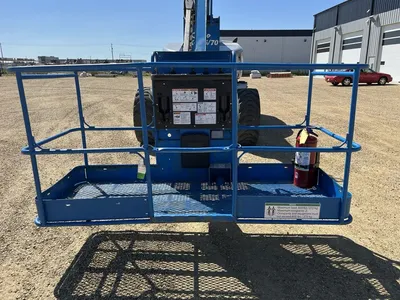 Used 2014 GENIE ZX-135/70 ARTICULATING BOOM LIFT Articulating Boom Lifts Alberta CA | Adcock Equipment #1418152