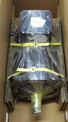 NEW FANUC A06B-0286-B300 SERVO MOTOR AO6B0286B300