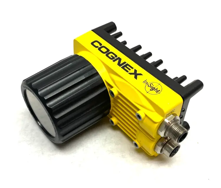 Used COGNEX IN-SIGHT 5600 VISION SYSTEM CCD CAMERA 1/3" 800-5871-1R Camera Systems | Maverick Industrial Sales #1102670