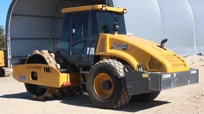 USED 2021 XCMG CV123PDU