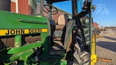 USED 1979 JOHN DEERE 4240
