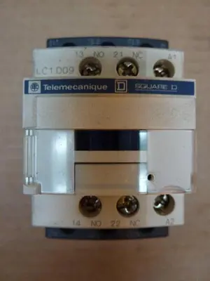 USED SQUARE D LC1 D09