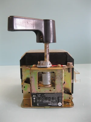 USED Allen-Bradley 194R-NJ100P3