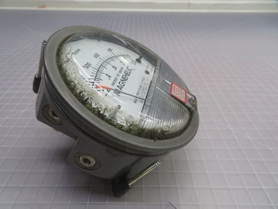 Used MAGNEHELIC _UNKNOWN_ Air Velocity and Flow Texas US | OCO Industrial #1785821
