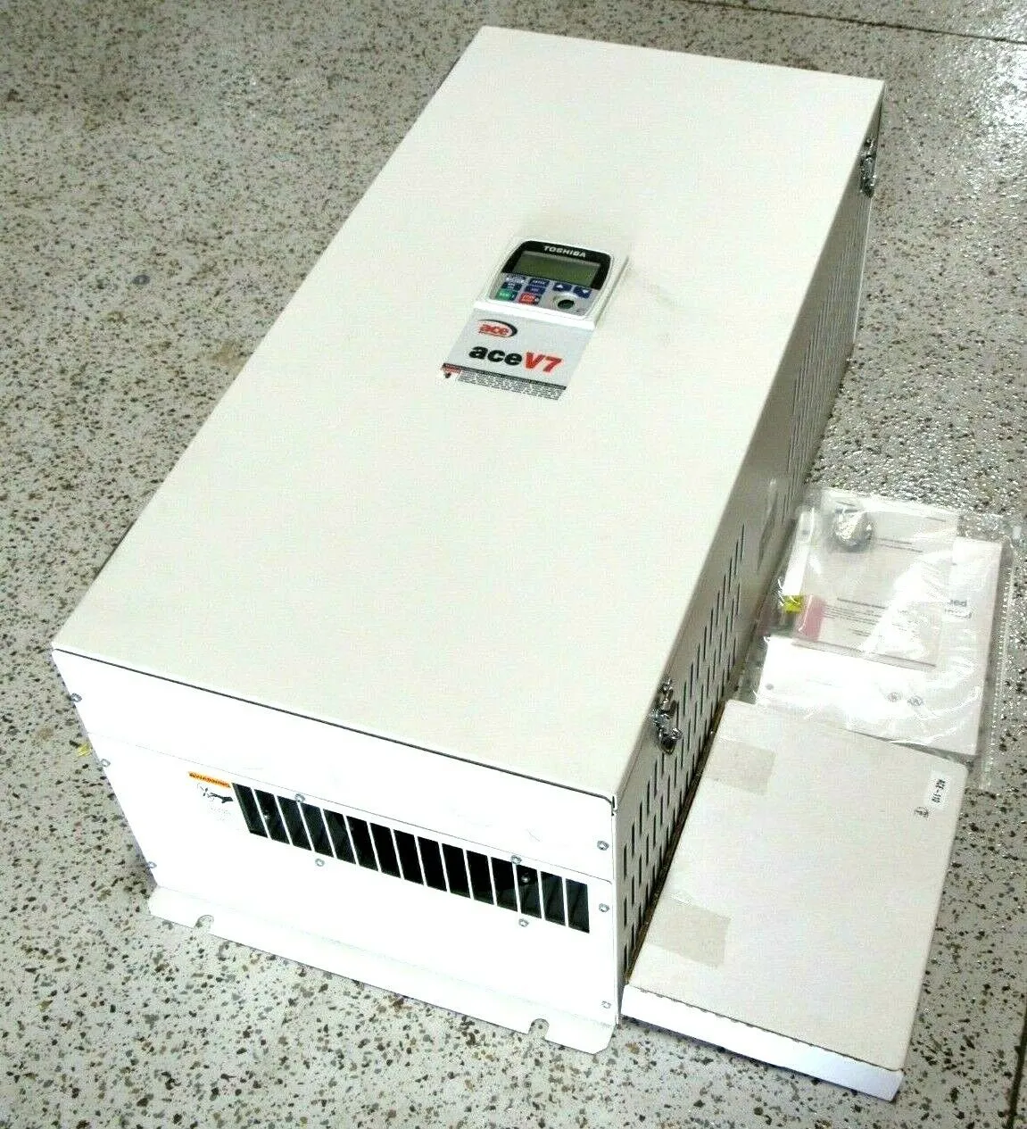 NEW TOSHIBA ACE74150-C TRANSISTOR INVERTER ACE V7 150HP ACE74150Z3