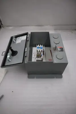 NEW EATON CUTLER-HAMMER ECN0508AAA ENCLOSED MOTOR STARTER STOCK H159