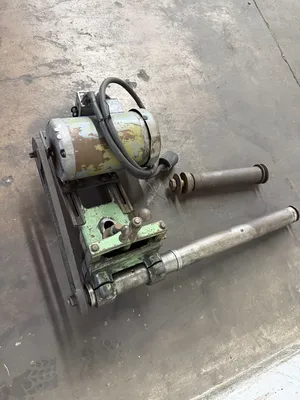 MANUF : MODEL : GRINDERS, TOOL POST, DOUBLE END | Turner's Machinery (2)