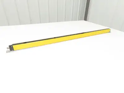 Schmersal SLC440COM-ER-0890-14 Safety Light Curtain Receiver
