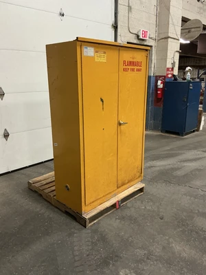 Used Justrite _UNKNOWN_ Hazardous Storage Units Ohio US | Equipment Recovery Corp. #1331569