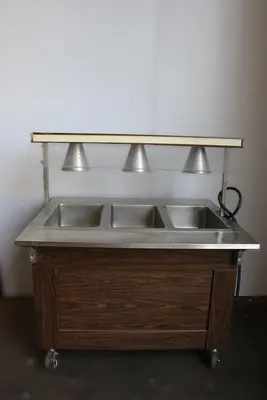 Vollrath Hot food table w/ Sneeze Guard - price has been slashed