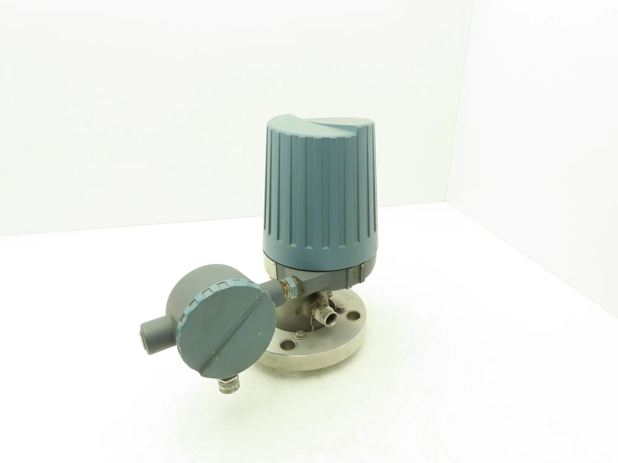 Foxboro E17DM-ISM31A Electronic Pressure Transmitter 13-50VDC 316SS W/Junction